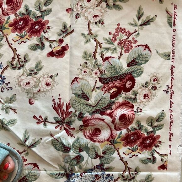 Laura Ashley English Country Print Floral Fabric 3.5” yds - Picture 4 of 6